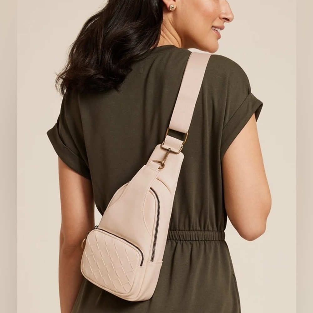 Maurice’s Woven Sling Bag in Tan